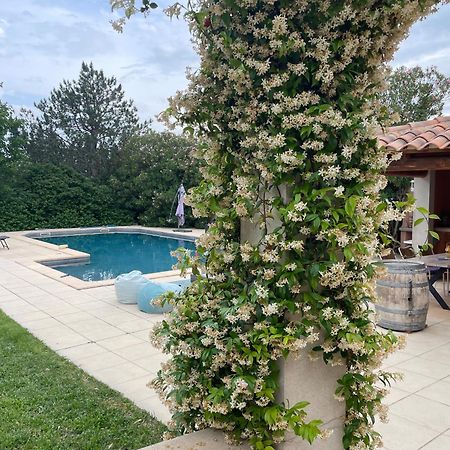 Villa Et Maisonnette Provencales كارْبُنْترا المظهر الخارجي الصورة