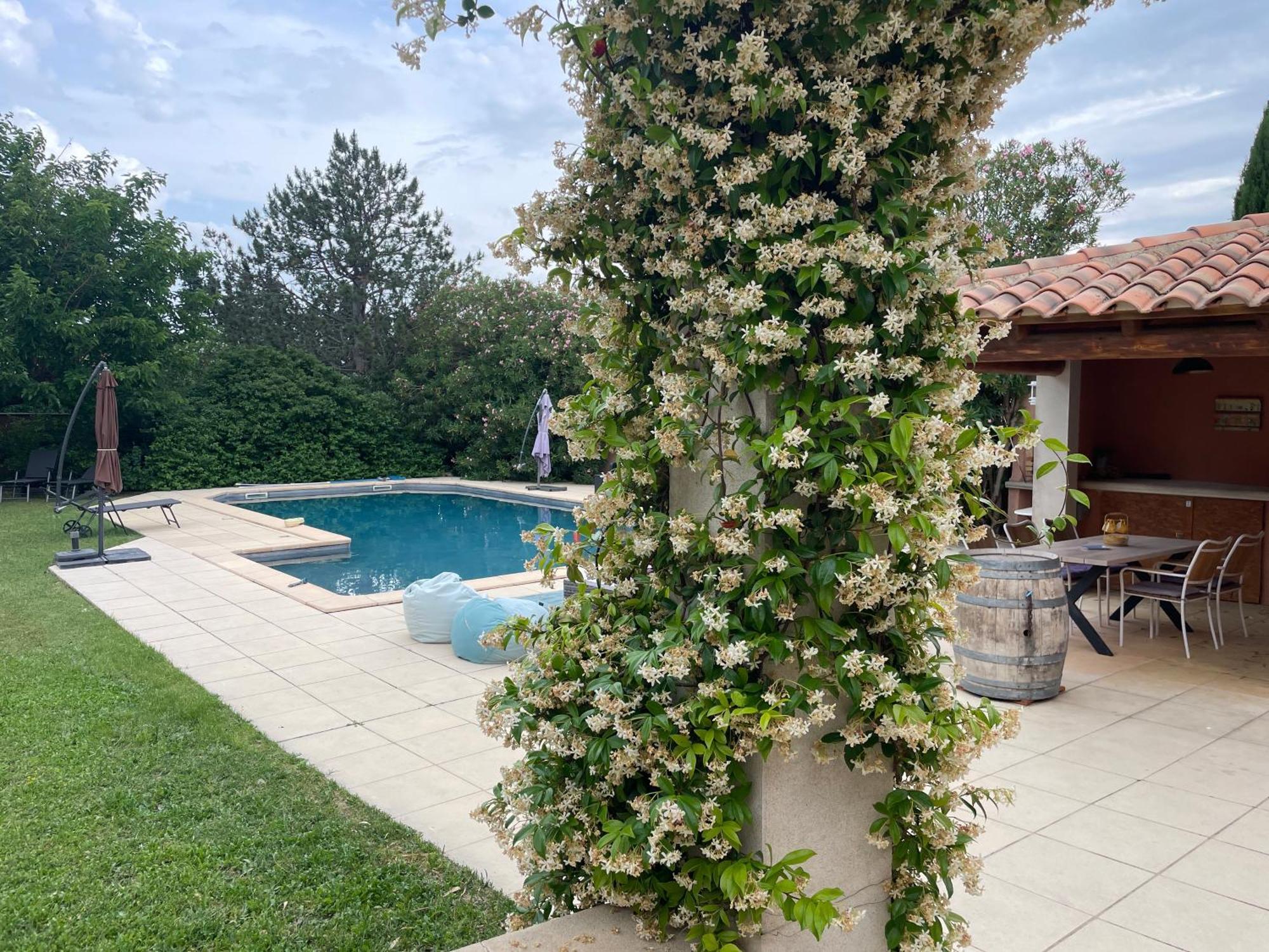 Villa Et Maisonnette Provencales كارْبُنْترا المظهر الخارجي الصورة